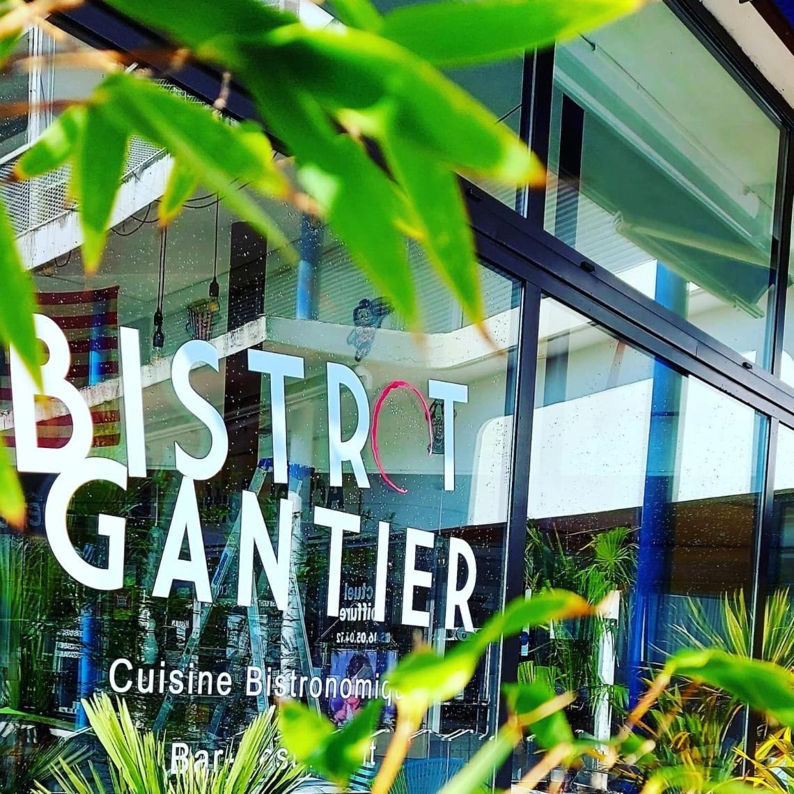 רויאן Hotel La Croisette & Restaurant Bistrot Gantier En Centre Ville מראה חיצוני תמונה